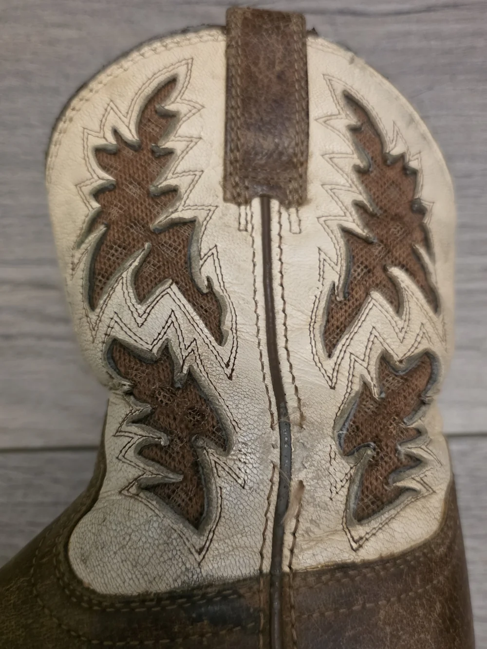 Ariat Kids VentTEK Western Cowboy Boots - Size 11 Youth (Style 10031490)